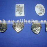 Natural Black and White Shell Carving Pendants thumbnail-1