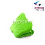 Butterfly Shaped Silicone Mitt Heat Shielding Gloves Oven Protection Mitt thumbnail-1