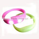 LED Flashing Motion Motivated Silicone Sport Bracelet