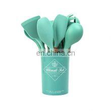 Hot Sale Accessories 12 Pieces Kitchen Tableware Silicone Gadget Pliers thumbnail-3