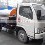 SINOTRUK Light Duty Bitumen Sprayer Truck 5000L thumbnail-1