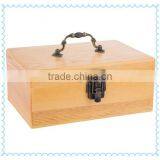 Professional Customizable Dividers Holiday Essential Oil Wood Gift Box With Chic Handle and Clasp thumbnail-6