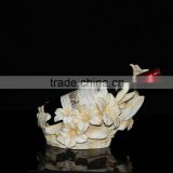 DS130046 poly resin lily wine rack european decoration
