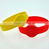 Color 125khz Rfid Waterproof Proximity ID Card EM Card RFID Wristbands Bracelets and Wrist Band ID TK4100 Silicone id Wristband thumbnail-3