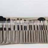 Soft Leather Bag 18 Pcs Stock Make up Brush Set - Pony Hair Makeup Tools thumbnail-2