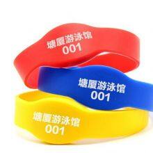 Custom Logo Controllable LED Flashing Luminous Bracelet Gift RFID Silicone Wristband thumbnail-3
