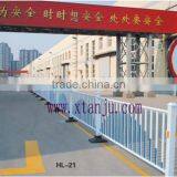 HL-21 China Cheap Price Strong Road Safty Barrier thumbnail-1