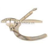Brass Hoof Levaler