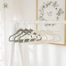 Factory Custom Anti Slip Notched Flocked Hangers Felt Kids Velvet Hanger For Kids Clothes thumbnail-4