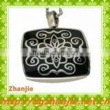 Wholesale manufacture new design charm flowers black enamel pendant