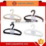 Cambered Clothes Hanger Clothes Shape Protective Hanger 5pcs Set thumbnail-2