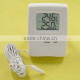 Indoor and outdoor Digital Thermometer