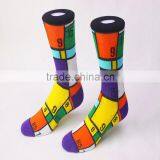 In Stock Unsiex Newest Fashion Colorful 168N Combed Cotton Socks
