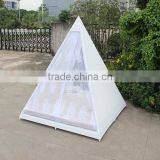 Домашняя ратановая мебель. Пирамидальная форма. Спальная комната. Белая сетчатая кровать. thumbnail-2