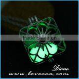 Plating Platinum+Sky Blue Luminous Fahion Luminous Stone Necklace Essential Oil Diffuser Glow in the Dark Necklace thumbnail-3