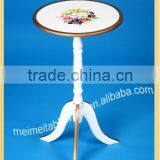 Wooden White Vase Stand thumbnail-1