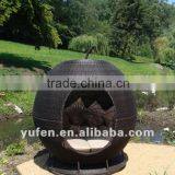All Weather Round Shaped Rattan Outdoor Bed
