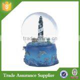 Customized Polyresin Souvenir Gift Snow Globes thumbnail-2