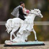 Custom White Horse European High-quality Resin Bride and Groom Figurines thumbnail-5