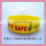 silicone bracelet for promotional gifts ( hand sanitizer holder/case )