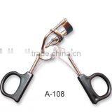 Cosmetic Eyelash Curler With Plastic Handle