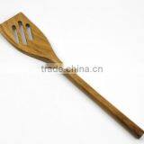 W002.2 Wooden Cooking Utensils Slotted Turner Kitchen Spatula thumbnail-1