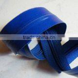 Customized Zipper Puller Nylon Waterproof Zipper for Hot Sale thumbnail-4