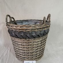 Customized Cheap Wholesale Wicker Storage Basket Gardening Supplies