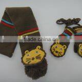 2014 New Design Cute Kid's Animal Knitted Gloves and Scarf
