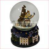 45mm resin 3D souvenirs custom Snow globe for France Pairs