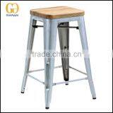 Industrial Style Galvanized Metal Bar Stool, high stool with wooden seat                        
                                                Quality Choice