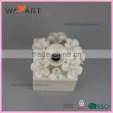 Fashion White Ceramic Flower Fragrance Diffuser For Sale thumbnail-3