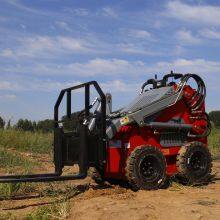 Wholesale EPA Euro5 dingo skid steer landscape rake mini loader earth moving machinery for sale