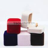 Luxury Engagement Mini Ring Box Velvet thumbnail-4