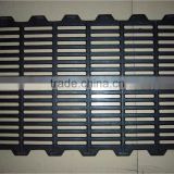 High quality pig pen iron slat floor for sows/Obstetric table