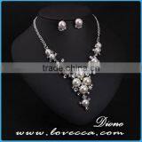 Latest Designs Elegant Shinny Crystal Beaded Pearl Earrings New Arrival 2015 Necklace Jewelry thumbnail-2