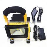 Newest Hot Selling Portable Rechargeable LED Flood Light 30 W,Outdoor Portable LED Flood Bulb Lighting To Tirana Albania