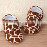 2015 New Autumn Winter Milk Cow Red Lips Coral Fleece Lovers Slippers at Home Cotton-padded Indoor Slippers thumbnail-3