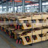 China 2.5 Ton Hand Manual Forklift Hand Pallet Truck Price thumbnail-5