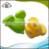 NBRSC Heat Resistant Mouse Silicone Kitchen Oven Baking Glove Pot Mitt Tool Holder thumbnail-3