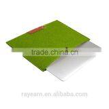 Green Color Felt Laptop Sleeve Button Close Notebook Bag For Protecting thumbnail-6