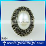 Competitive price fashion ring jewelry pearl antique gold ring R804                        
                                                                                Supplier's Choice
