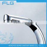 Lead Free Pull Out Spray Kitchen Sink Faucet FLG8019 High Quality Chrome Finished Kitchen Sink Faucet thumbnail-4