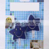 2PCsmile Star Shape Plastic Hook thumbnail-1