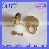 Heart Shaped Lock and Key With Gold Color thumbnail-5
