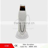 Ultrasonic Skin Scrubber Spatula With Ionic Function for Gentle Peeling and Skin Cleaning thumbnail-2