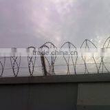 High Tensile Galvanized Sharp Barbed Wire For Fence(low Price) thumbnail-3