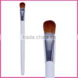 Maximum Coverage Concealer Brush 002 thumbnail-1