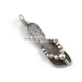 A14173 metal girl antique silver slipper charm for bracelet necklace pendant