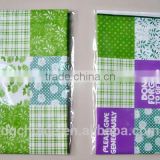 Eco friendly waterproof beautiful green table cover